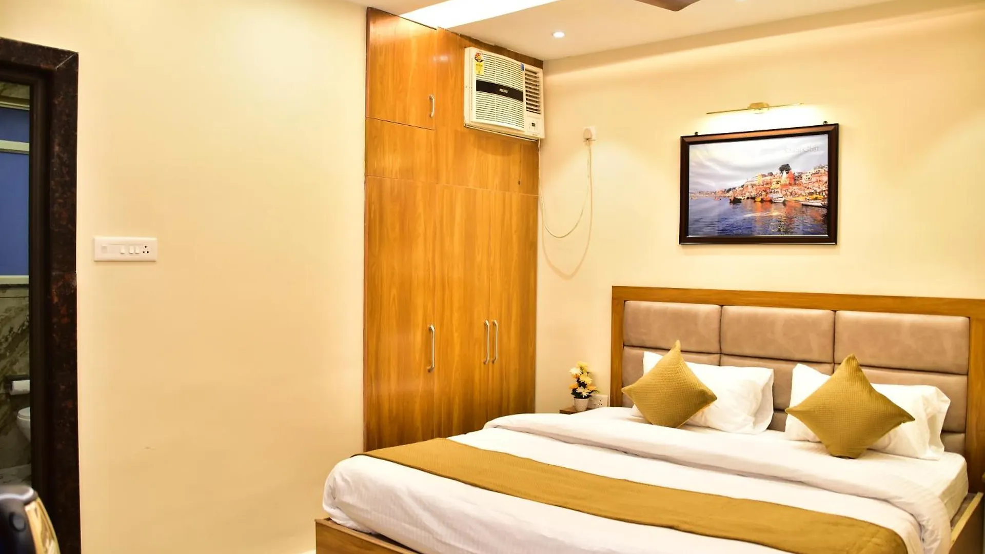 The Mid City Home فاراناسي منزل للإقامة